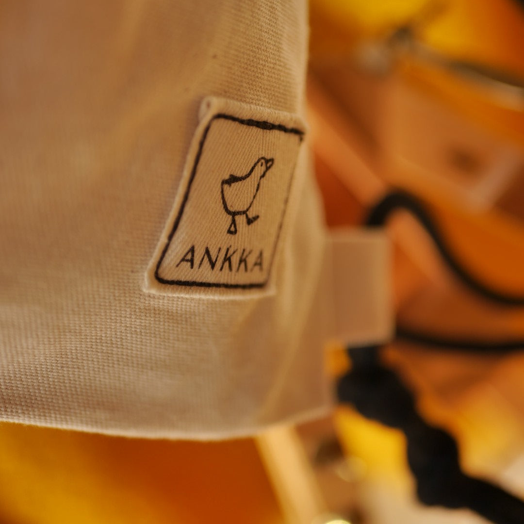 DUCK.WATCHER.CHAMOMILLE